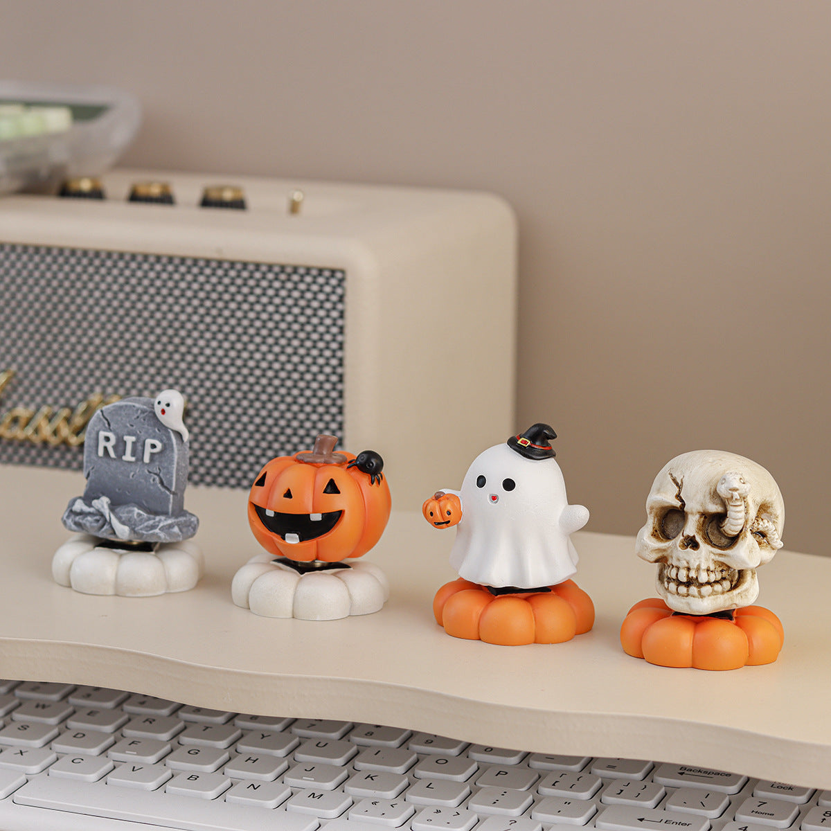 Halloween Decoration Pumpkin Sprite Resin Ornament Festival Craft Decor Item